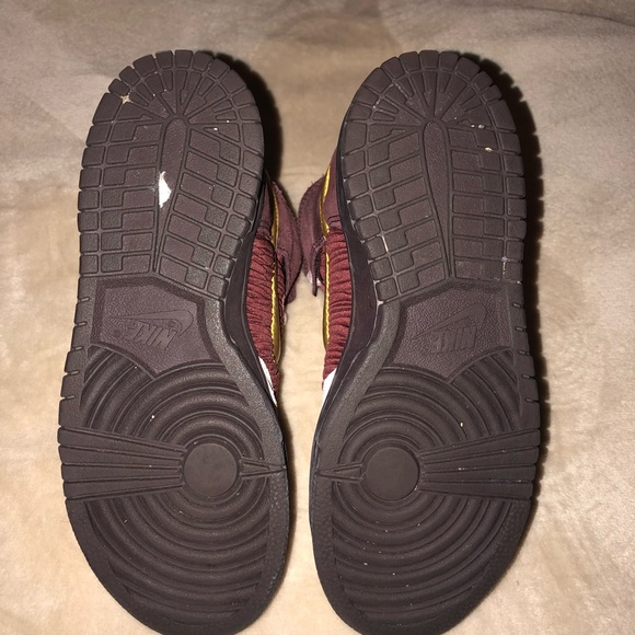 Women’s Nike high tops size 5.5 - Picture 4 of 4